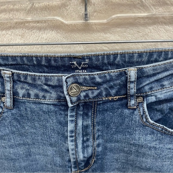 Versace 19-69 Women's Abbigliamento Sportivo Milano Italia distressed Jeans 26 - Picture 4 of 7